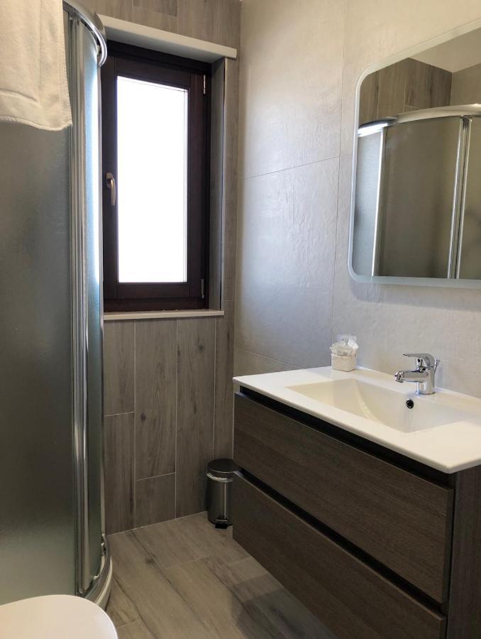 B&B Luxury Apartments Pulsano Esterno foto